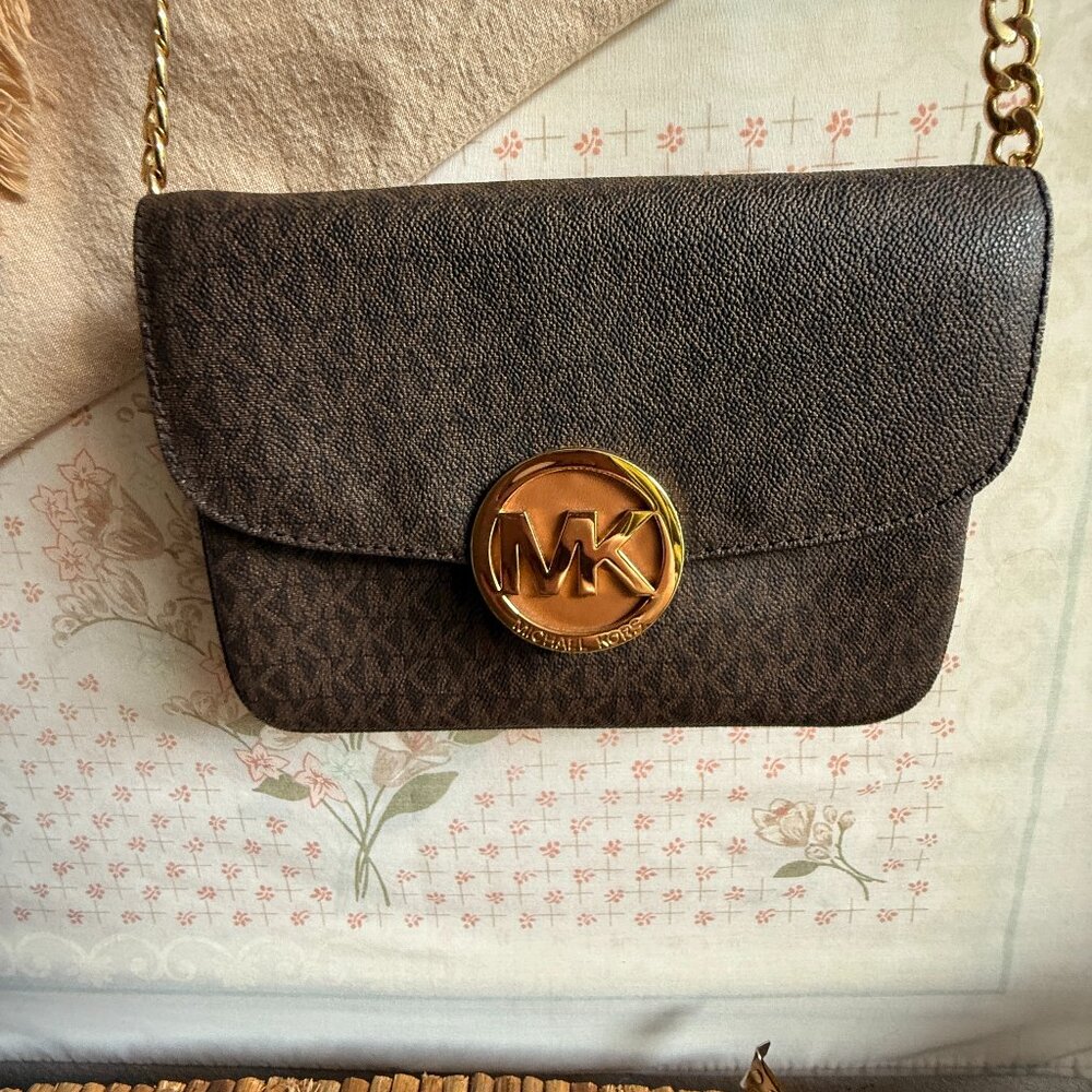 Michael Kors Fulton Flap Crossbody Brown MK Monogram NWOT - Picture 1 of 12